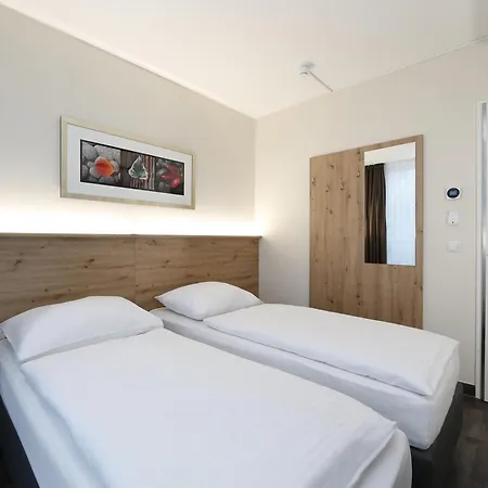 B&B Hotel Berlin-Mitte Exterior photo